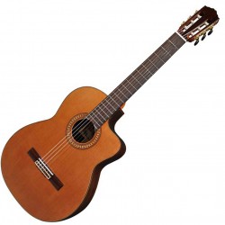 Salvador Cortez CC60CE Classical Guitar w. hardcase